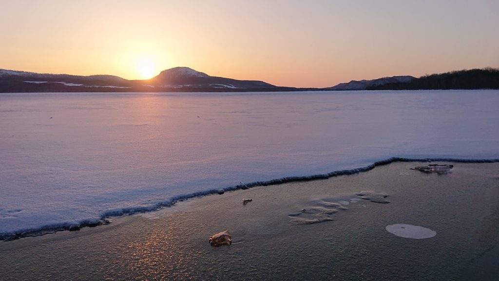 真冬の朝。和琴半島