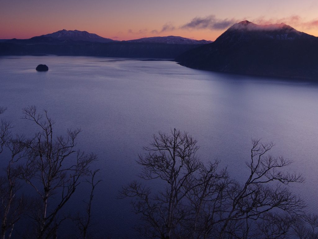 夜明けの摩周湖第一展望台